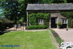 Cloister Park Cottages - Image 2