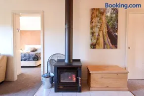 Full Circle Apartments - Image 4