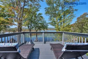 Lakefront, Hot Tub, Dock, Kayaks, Amazing Views - Image 3