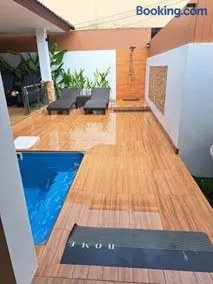 The Chic Pool Villa - Image 2