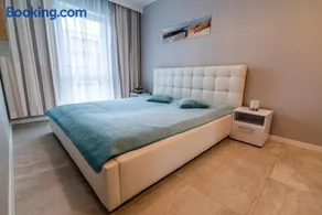 Posejdon Gardenia Sun - Image 1