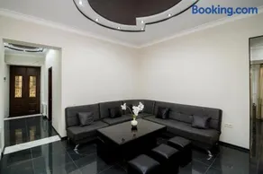 Star Hotel - Image 1