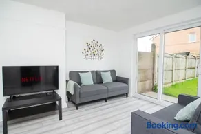 Quiet 3 bed house, pet friendly - Image 3