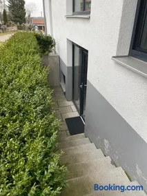 Architect-Apartments 53qm - 2 Schlafzimmer mit integrierter Küche und Bad, nur 2min von A8 - ruhig und modern - Image 1