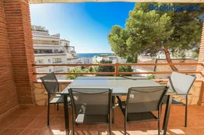 Horizon Sea Views and Garage - Image 2