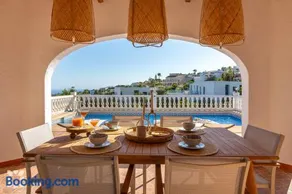 Villa Celenza by Abahana Villas - Image 2