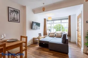 Bath City Cottage - Free Parking & Crescent Views - Image 4