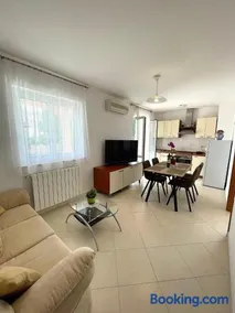Avelanda - Image 1