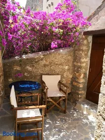 Kissamitakis Guesthouse - Image 2