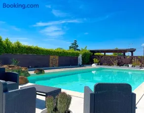 VILLA A CASA DI BETTY - Spacious & Bright Apartment with Private POOL - An Oasis of Peace to relax and recharge - Image 3