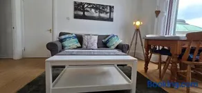 Grindlay Street Residence, 2 Bedroom, 2 Bathroom apartment close to Castle - Image 3