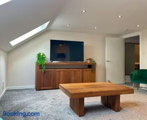 Vennel Street Apartments B - Image 2