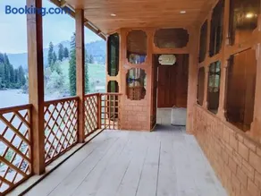 Kashmir Star Guest House & Family Resort - Image 3