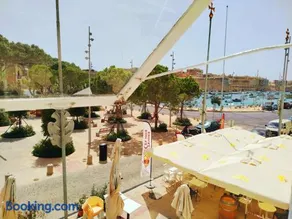 Seafront 1 bedroom Maisonette - Image 4