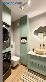 River View Penthouse & Jacuzzi - Image 3
