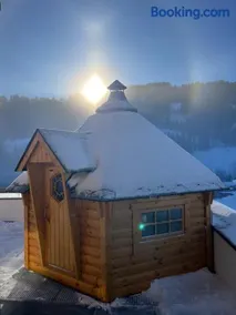 Sun Chalet - Image 2
