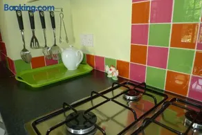 Courtyard Cottage - Image 4