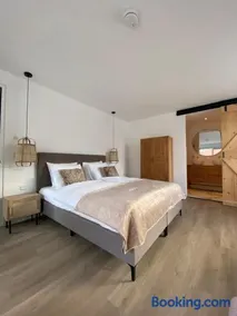 LOFT15 - Image 1