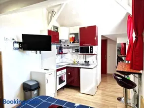 08 - Joli studio tout équipé pour 2 personnes, lit double, parking privatif gratuit, grand fourgon possible, tout le linge de maison est fourni - Image 1