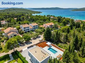 Villa Molaris ZadarVillas - Image 1