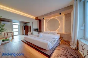 Suite Moon & Spa - Image 1