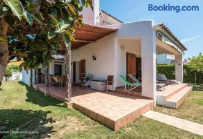 Villa 100 m from the beach - Image 4
