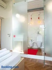 Room In Roma Isole - Image 3