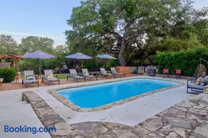 Lake Travis Getaway on Hudson Bend - Image 1