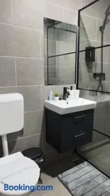 Danube Apartments - Image 5