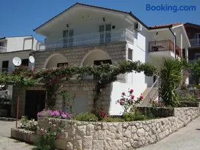 Apartments Marinovic Baćina Lakes - Image 1