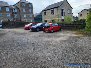 Station Guesthouse - Self entry via keypad inc parking - Image 3