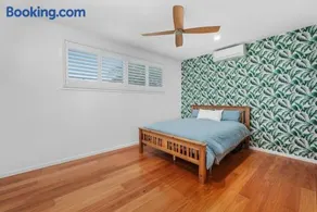 Beachfront Health Sanctuary - Image 4