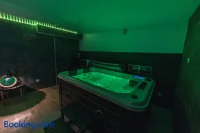 Suite Tentation avec Jacuzzi - Image 5
