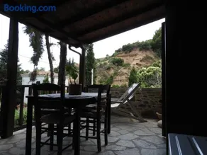 Olivia traditional stone house - Image 1