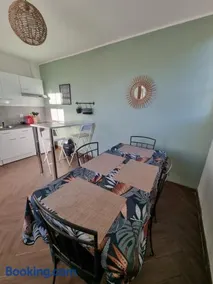 Logement entier indépendant- 2 à 4 pers - Parking clos - Terrasse - Image 3