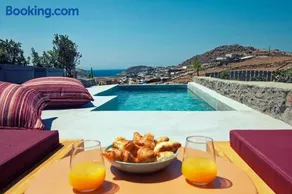 Villa Piccolo Mondo with private pool and sea view - Image 1