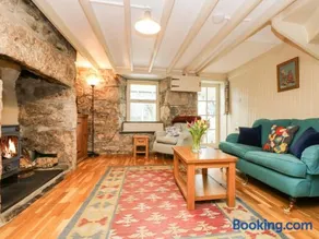 Gurnard's Cottage - Image 1