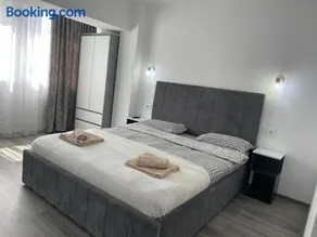 Cristal Residence - Image 1