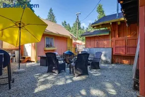 Pinecrest Dodge Ridge Cabin: Shared Outdoor Space - Image 3