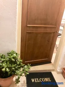 Grandma’s old town house - Image 2