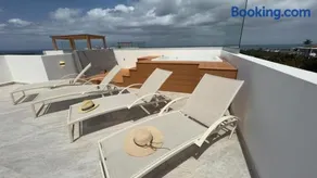 Oceanview Villa With King Beds - Image 4