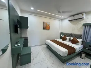 Hotel Paris Gandhinagar - Image 2