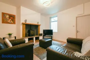 Home in the Heart of Accrington - Image 5