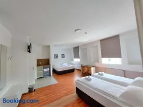 Orange Business Centar Apartments - Image 4