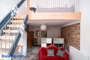 Moderne Wohnung mit Studio in Bauernhausscheune am See - Image 1