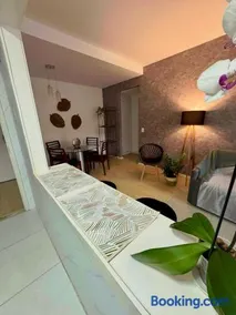 Apartamento flat com vista perto da praia do Leblon - Image 3