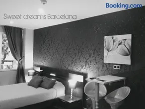 BCN Condal Hostal - Image 3