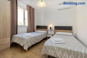 Apartamentos Entrepuentes - Image 4