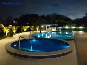 Apartamento em Guarajuba, BAHIA 2 Tudo Novinho e Finamente Decorado - Image 2