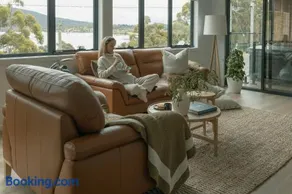 Bay View Retreats- Ocean mist - Image 2